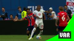 El VAR anuló un penal para Inglaterra ante Noruega en Miami