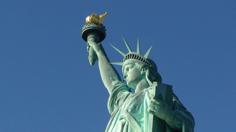 La Estatua de la Libertad: el histórico regalo francés que nació en