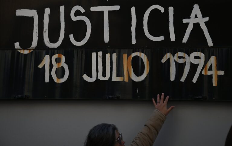 AMIA: a 32 años del atentado, alertan por suba del 67% en