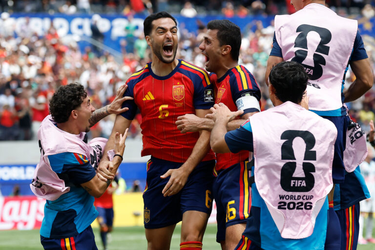 España consolida su hegemonía mundial tras alcanzar las semifinales