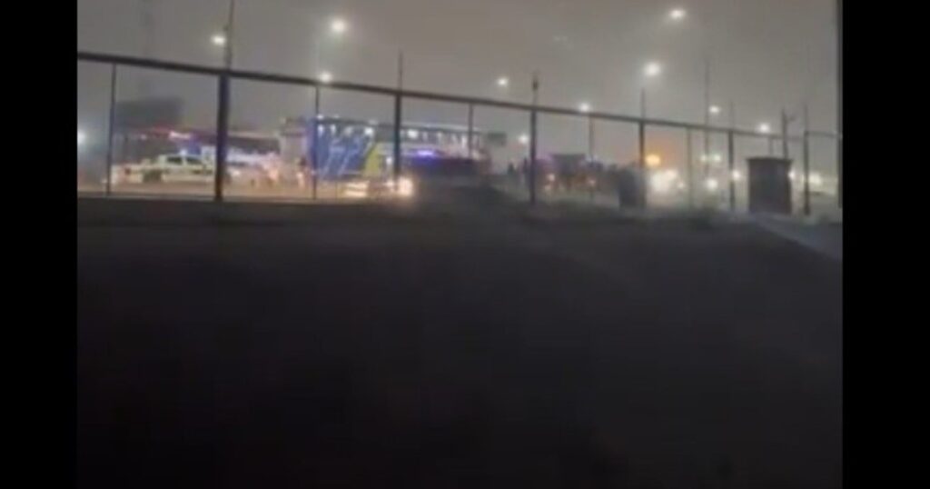 Balean un micro con hinchas de Tigre en Uruguay tras el triunfo copero