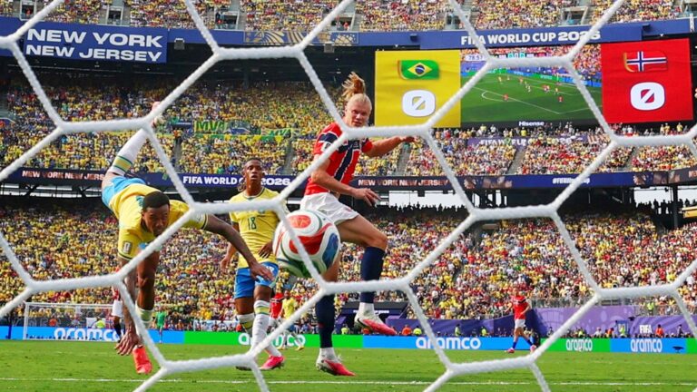 Haaland eliminó a Brasil del Mundial y alcanzó un récord histórico
