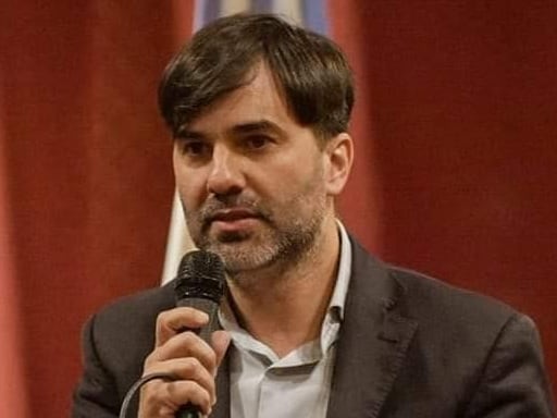 Castelli impulsa una carta orgánica propia y reabre el debate por la
