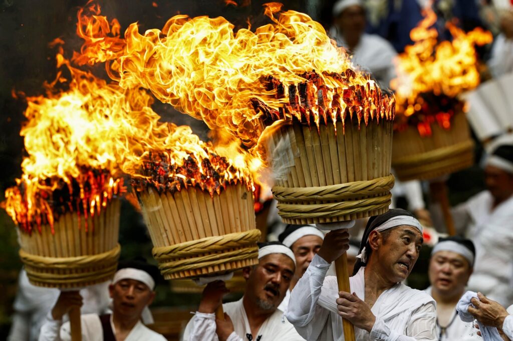 El Festival del Fuego de Nachi: purificación y tradición en Japón