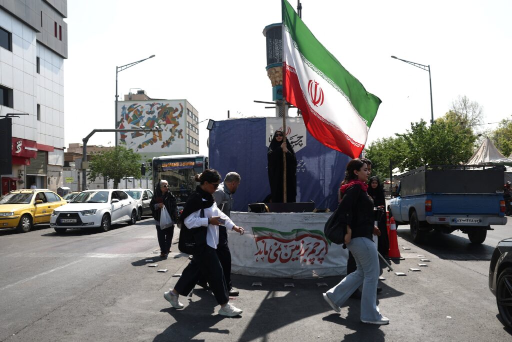Irán amenaza con romper el acuerdo de paz tras nuevas sanciones de