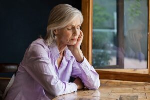 El estrés crónico acelera el deterioro cognitivo en mujeres