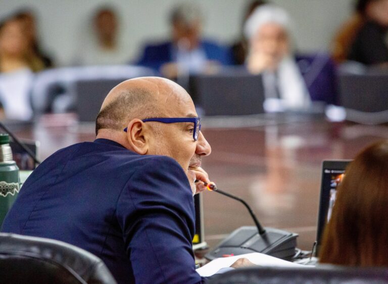 Freno judicial a mandatos indefinidos: el caso que alerta a
