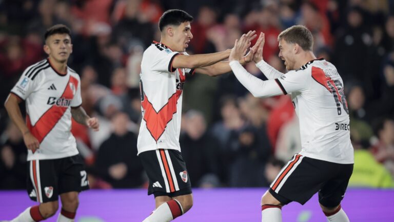 River venció 3-1 a Independiente Rivadavia con doblete de Tomás Galván