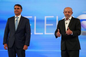 Brasil define su futuro en un ballotage marcado por la polarización