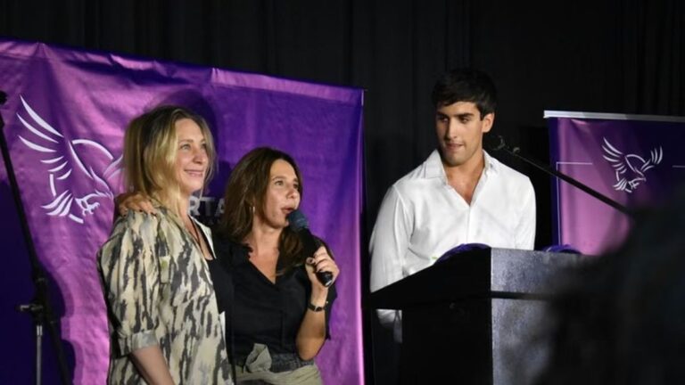 Karina Milei encabeza el primer congreso de juventud de LLA en CABA