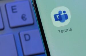 Microsoft Teams lanzará un sistema para detectar deepfakes en 2026